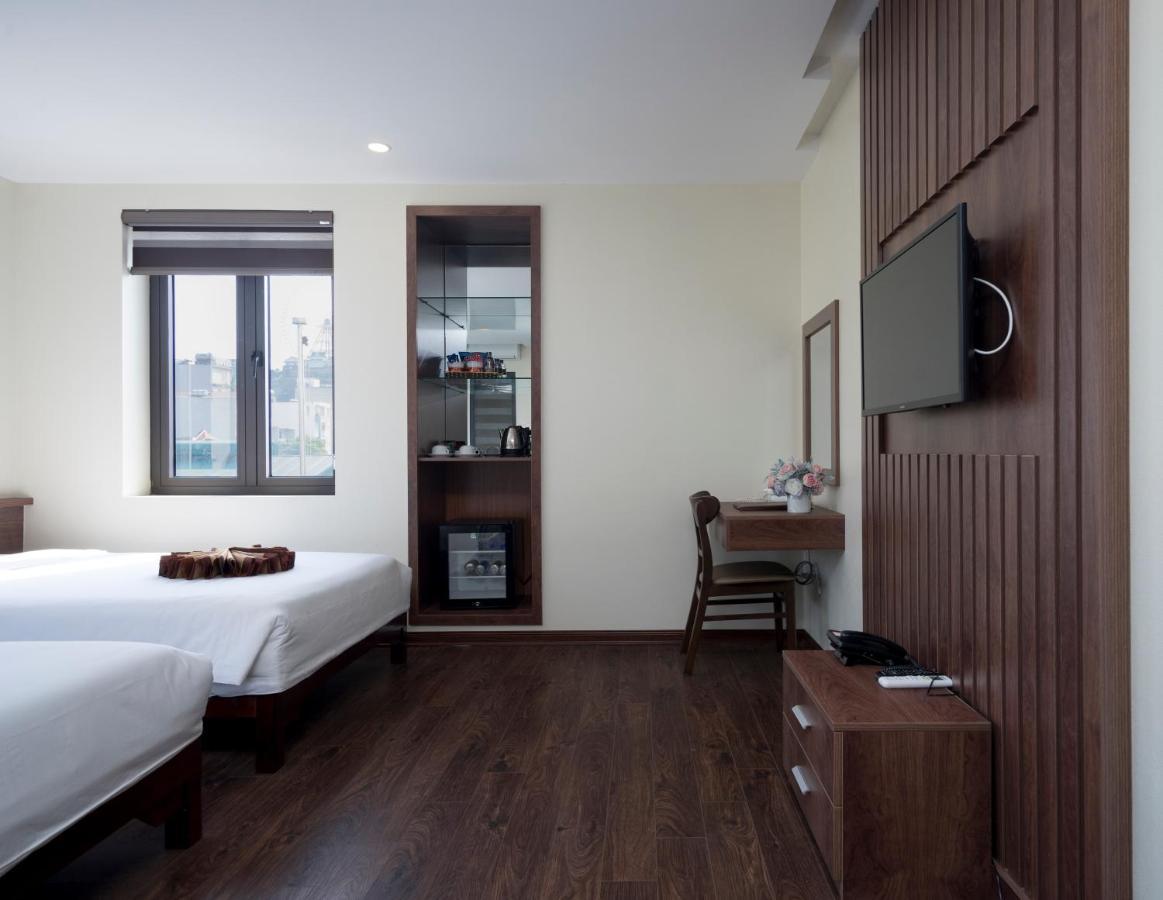 Boston Halong Hotel Ha Long Bagian luar foto