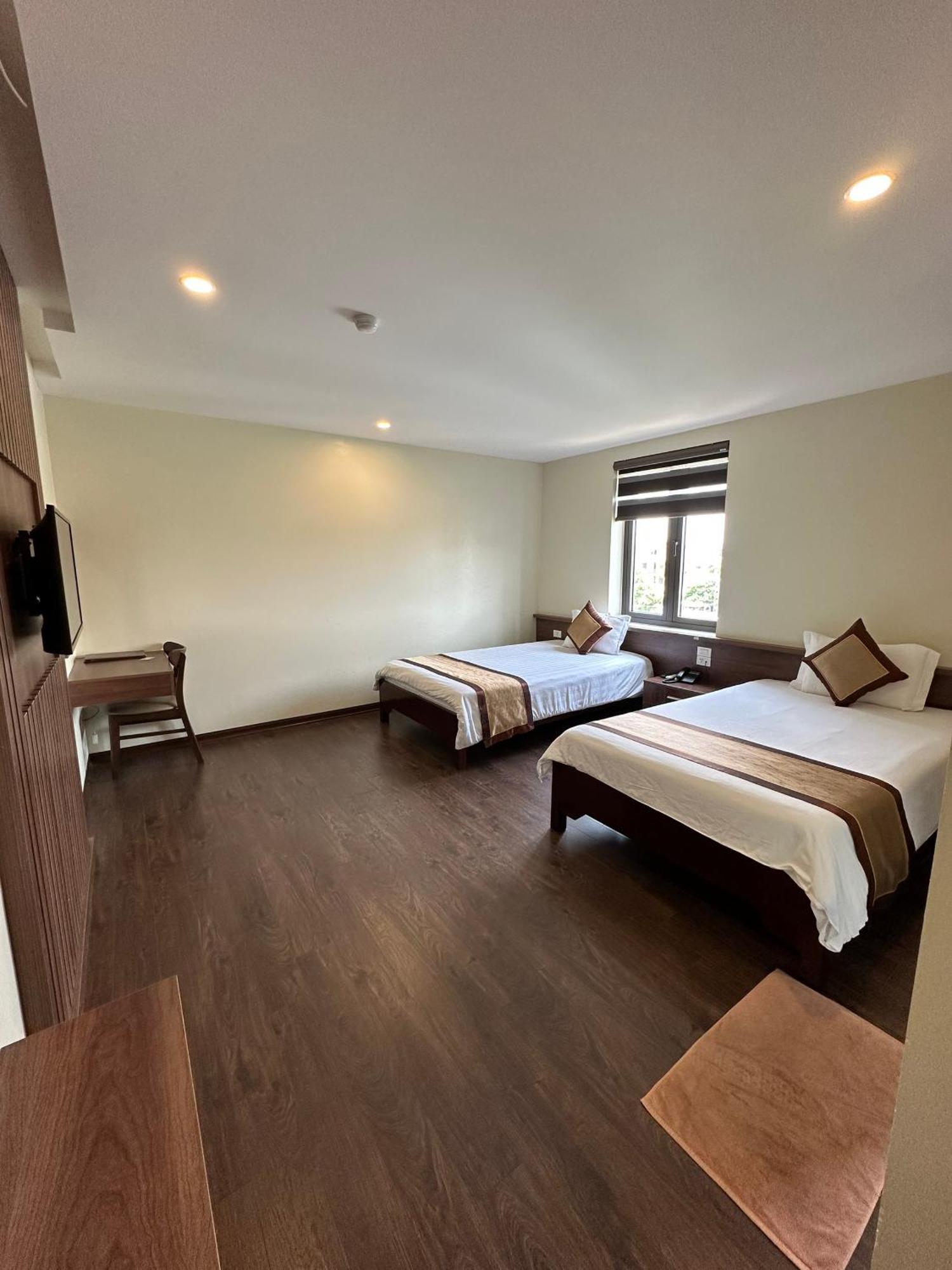 Boston Halong Hotel Ha Long Bagian luar foto